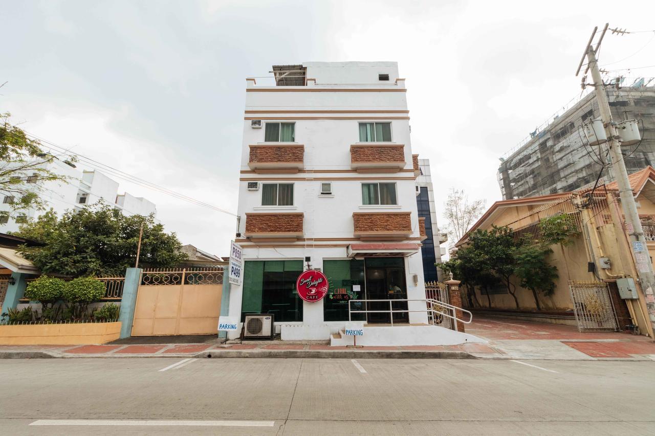 Reddoorz @ Up Village Quezon City Dış mekan fotoğraf